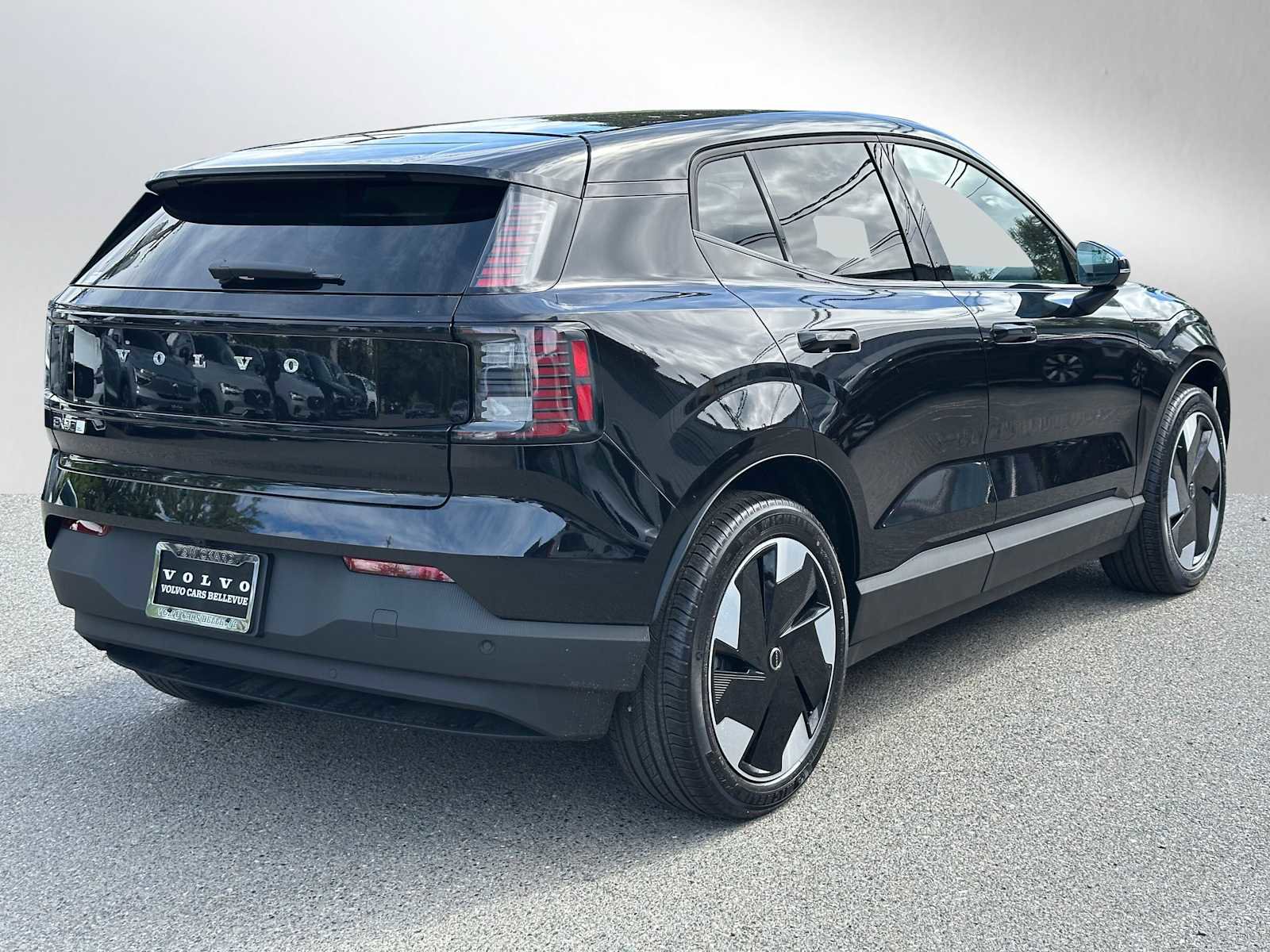 New 2026 Volvo EX30 Plus w/ Protection Package Premier AWD/4WD image 3