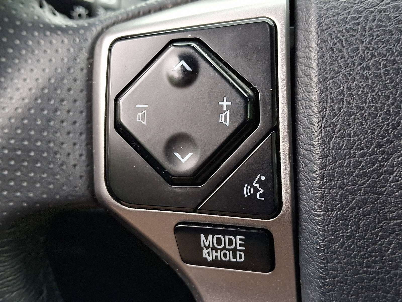 Certified 2022 Toyota 4Runner TRD Sport w/ Technology Package RWD image 22
