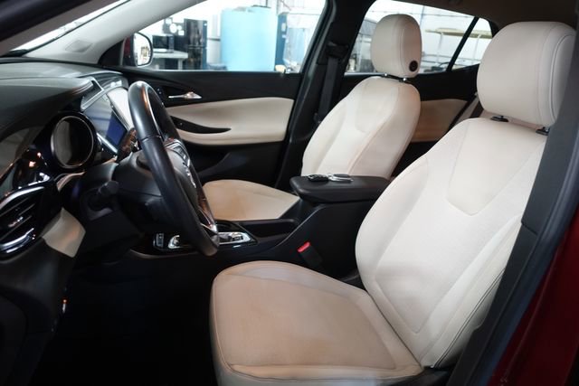 Used 2021 Buick Encore GX Preferred w/ Cold Weather Comfort Package FWD image 10