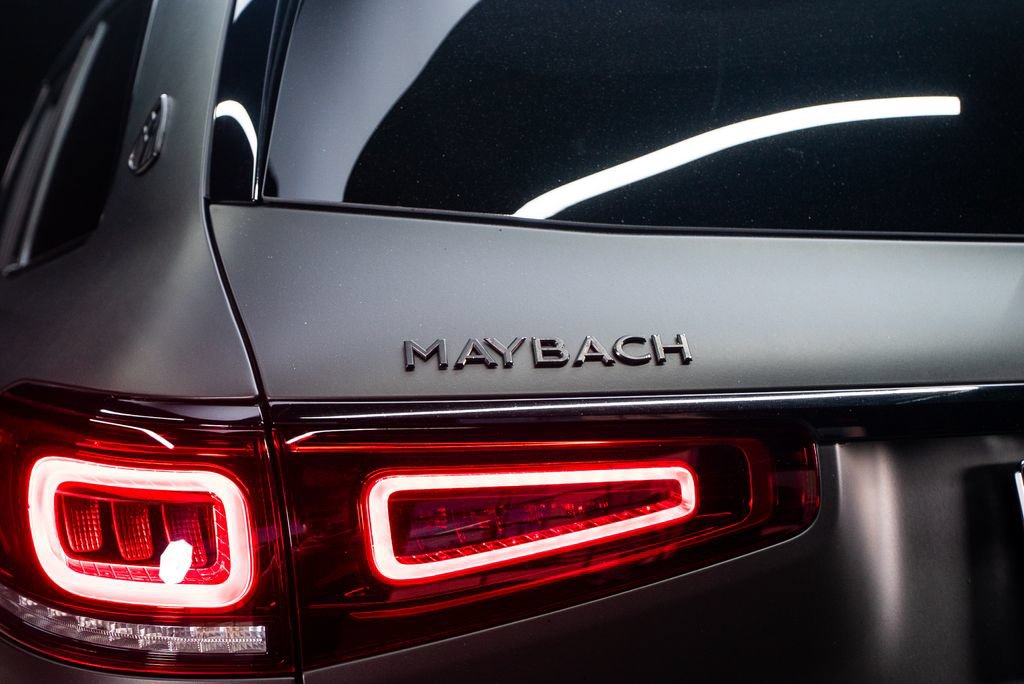 Used 2023 Mercedes-Benz Maybach GLS 600 4MATIC image 24