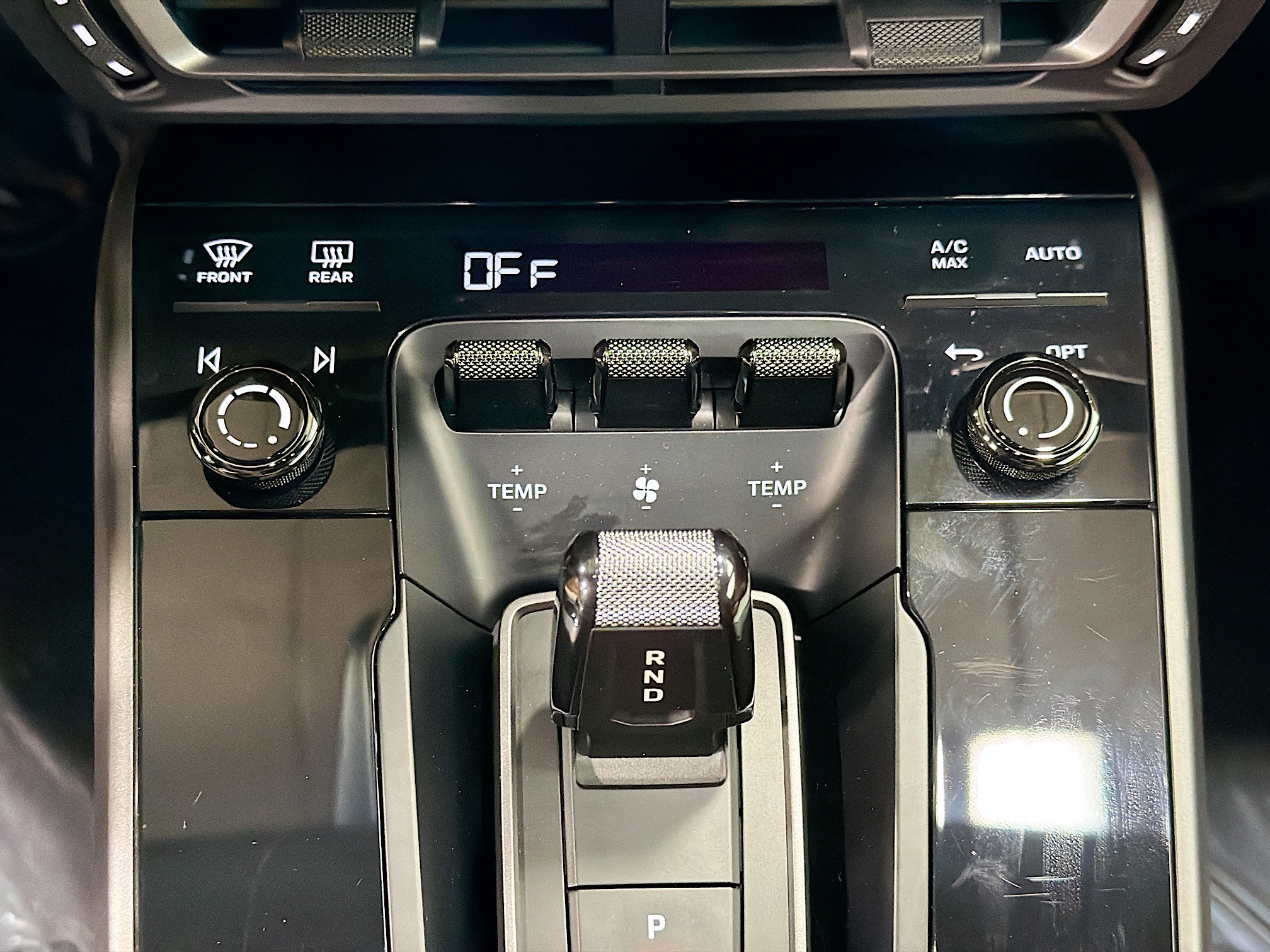 Certified 2024 Porsche 911 Targa 4S image 30