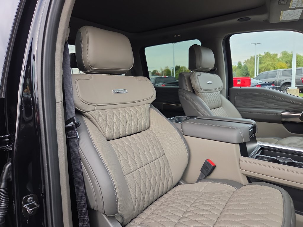 New 2027 Ford F250 Platinum w/ Platinum Plus Package AWD/4WD image 29