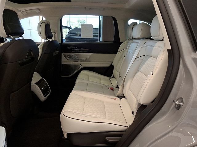 New 2026 Lincoln Nautilus Black Label w/ Jet Appearance Package image 8