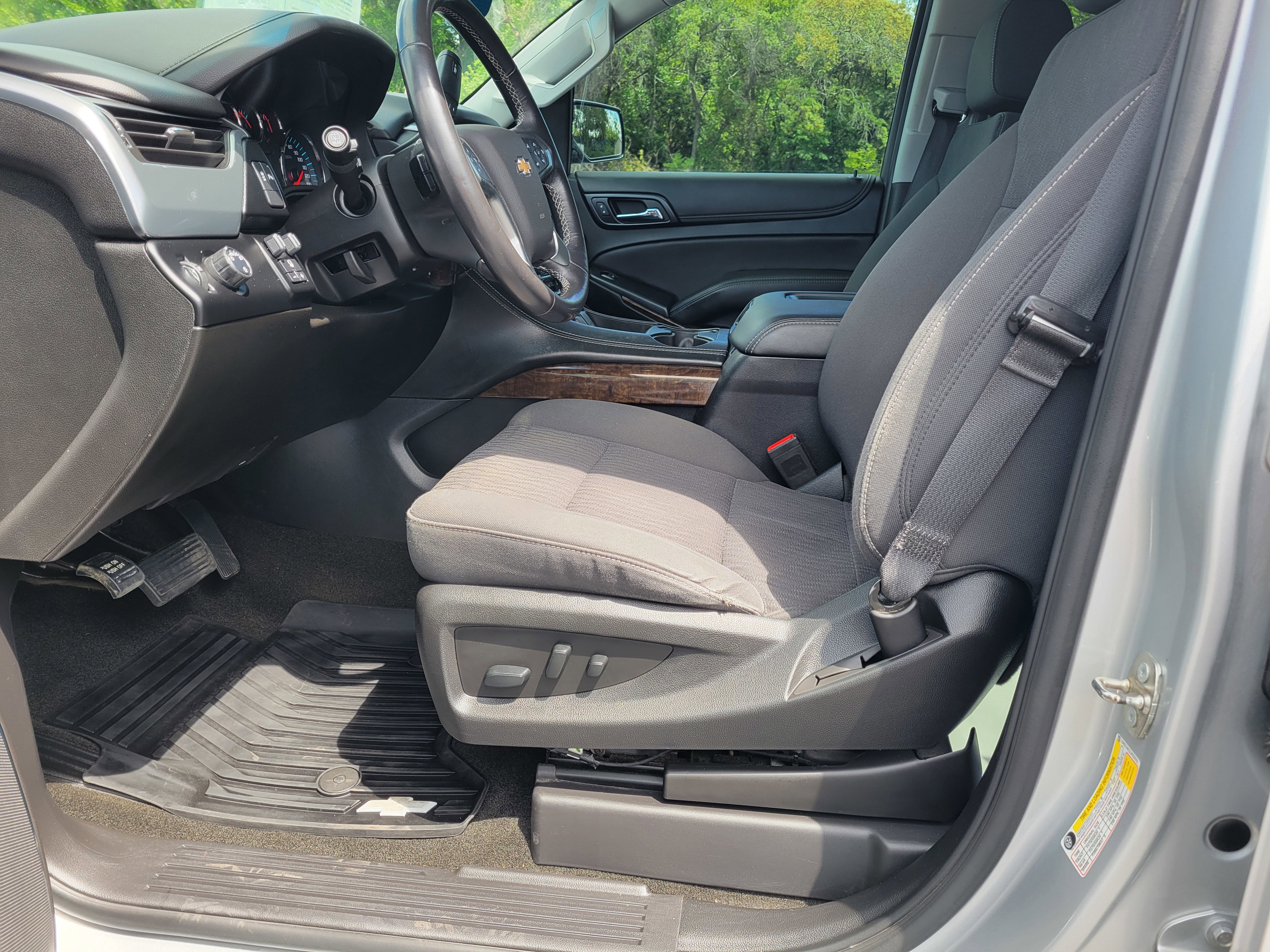 Certified 2018 Chevrolet Tahoe LS w/ All-Season Package RWD image 29