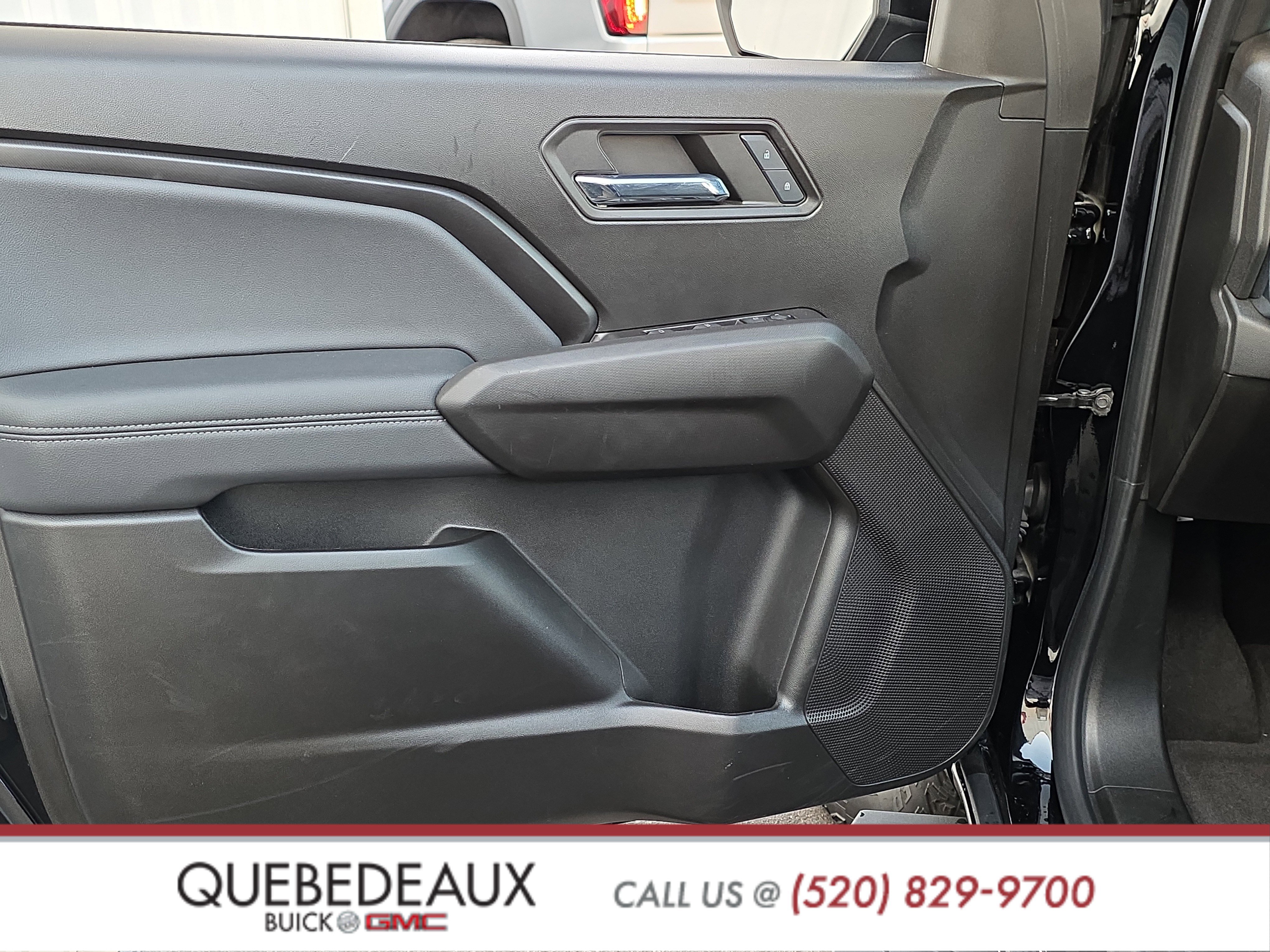 Used 2024 GMC Canyon Elevation w/ Convenience Package image 10