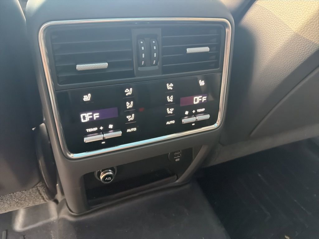 Used 2019 Porsche Cayenne AWD/4WD image 23