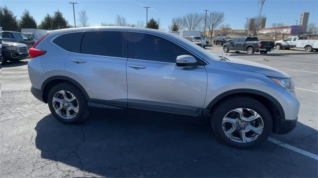 Used 2019 Honda CR-V EX image 3