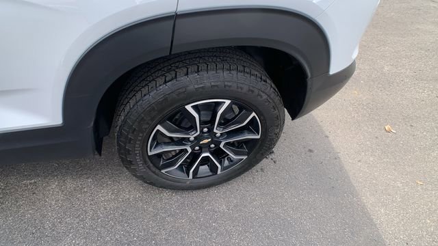 Used 2023 Chevrolet TrailBlazer ACTIV w/ Sun and Liftgate Package AWD/4WD image 30