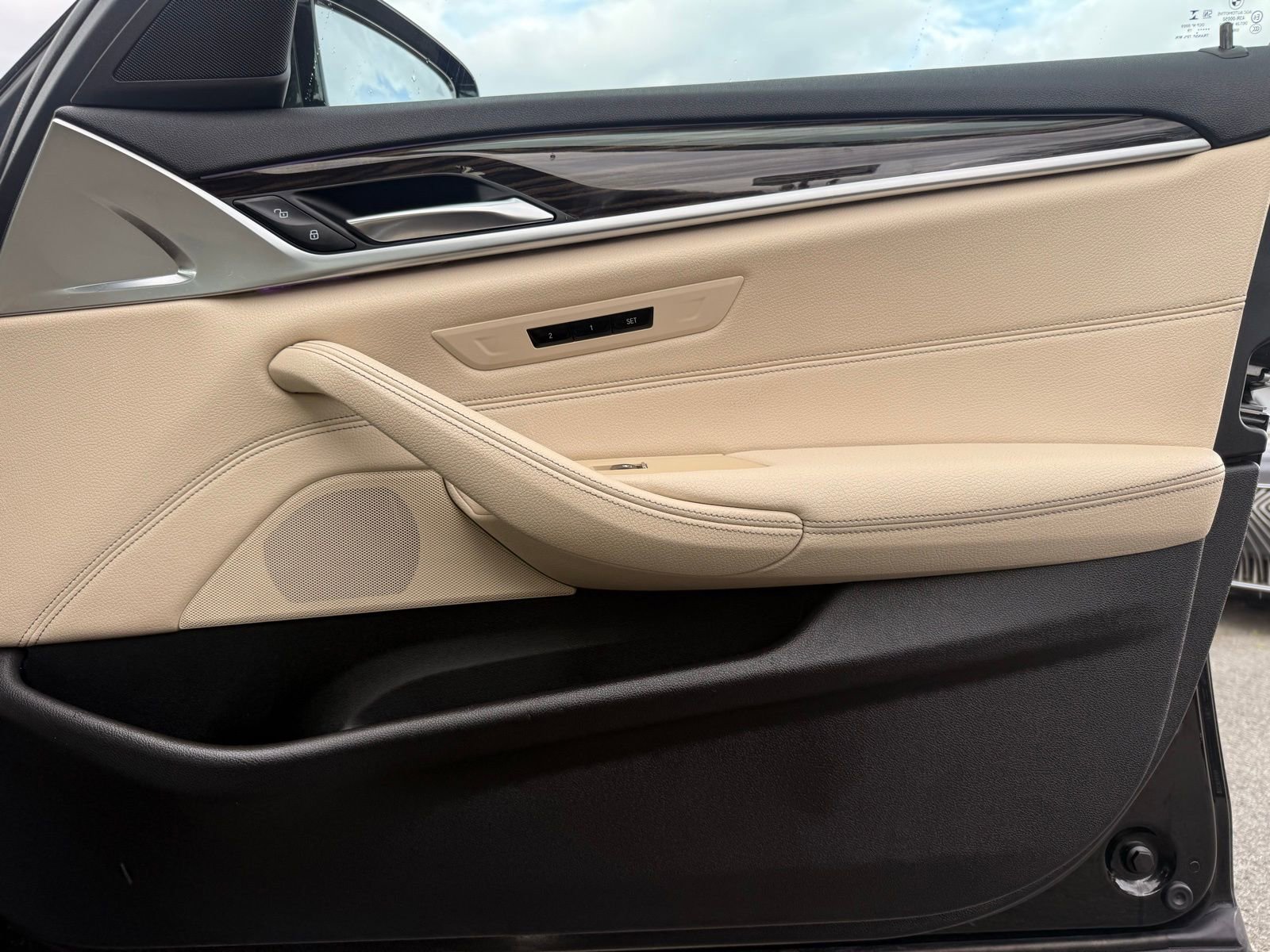 Used 2019 BMW 540i xDrive w/ Convenience Package AWD/4WD image 35