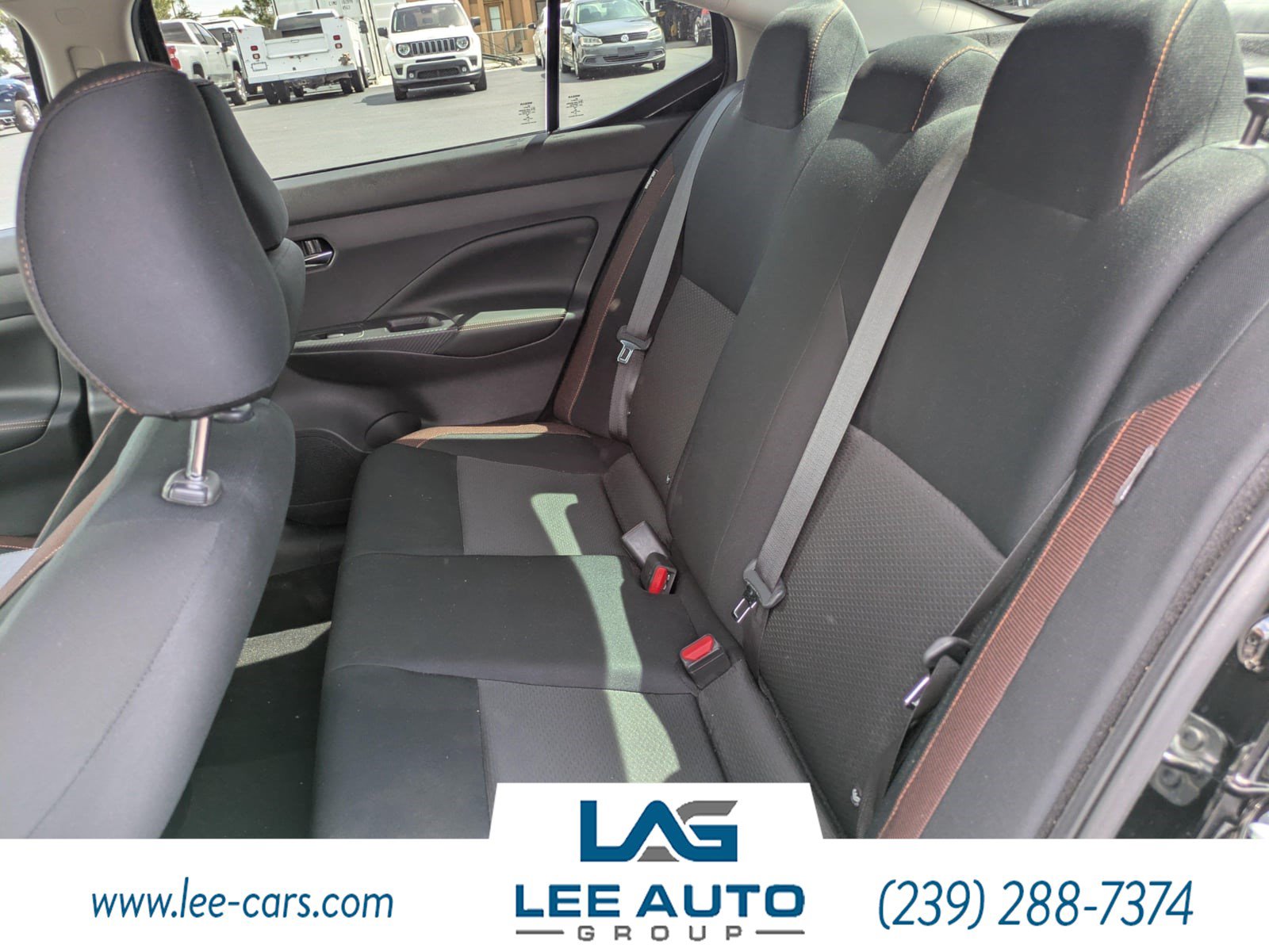 Used 2021 Nissan Versa SR FWD image 11