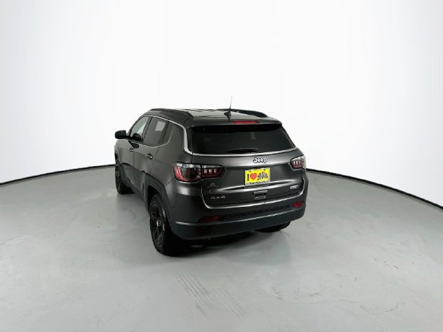 Used 2024 Jeep Compass Latitude AWD/4WD image 7