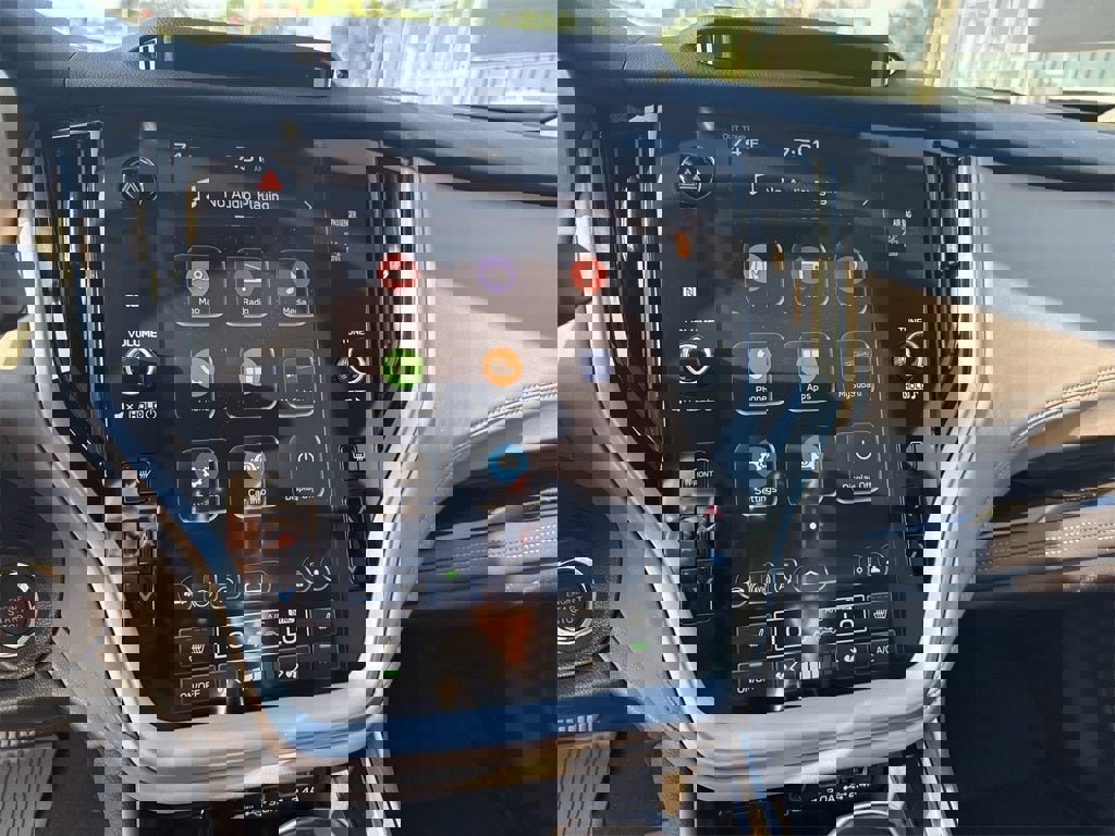 New 2025 Subaru Outback Limited image 14