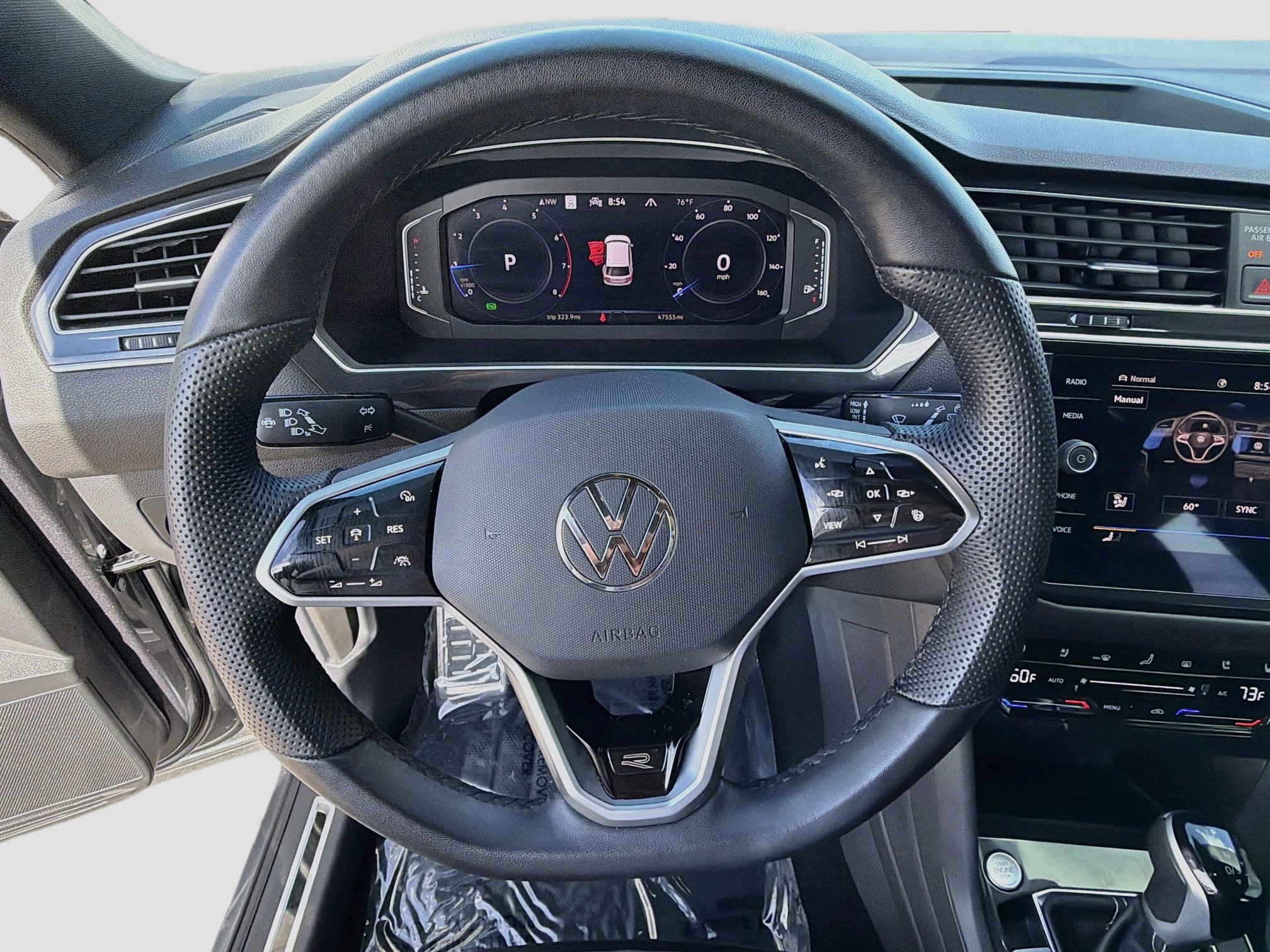 Used 2024 Volkswagen Tiguan SEL R-Line AWD/4WD image 40