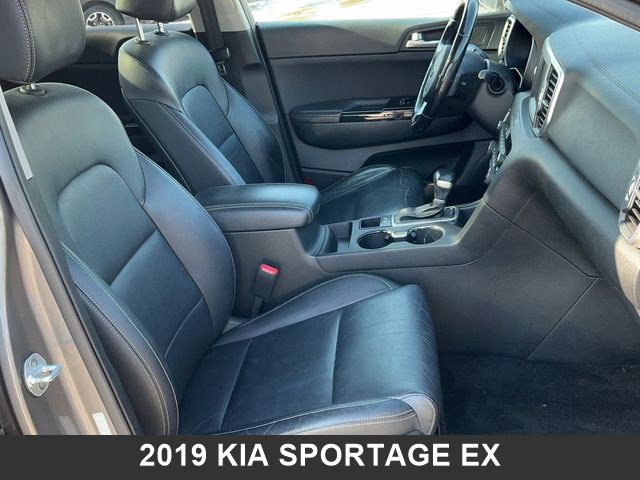 Used 2019 Kia Sportage EX w/ EX Premium Package image 16