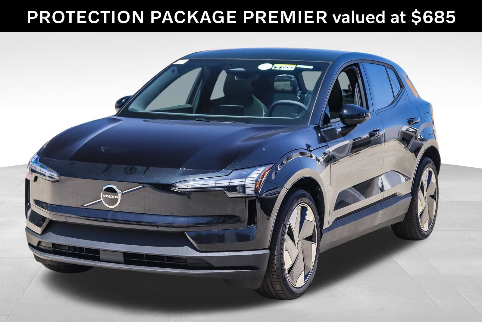New 2025 Volvo EX30 Plus w/ Protection Package Premier AWD/4WD image 3