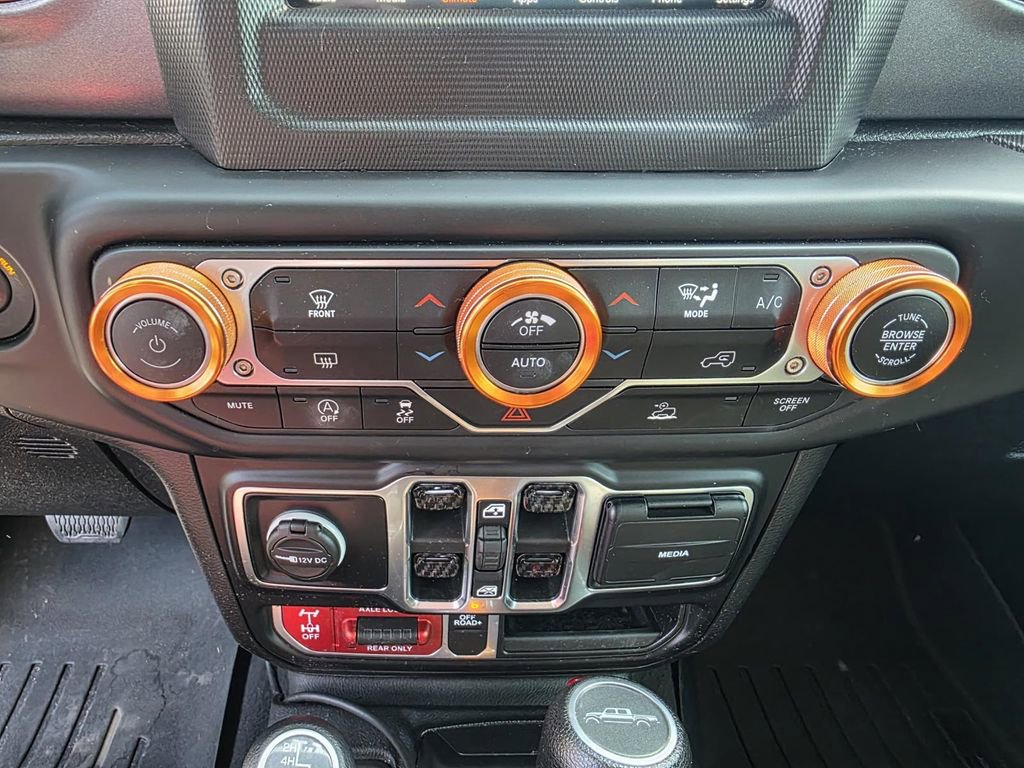 Used 2021 Jeep Gladiator Mojave w/ Trailer Tow Package image 24