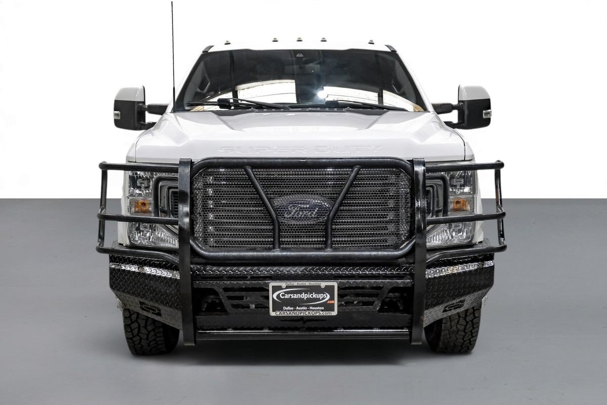 Used 2022 Ford F350 Lariat w/ Lariat Value Package AWD/4WD image 3