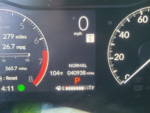 Used 2025 Honda CR-V LX image 8