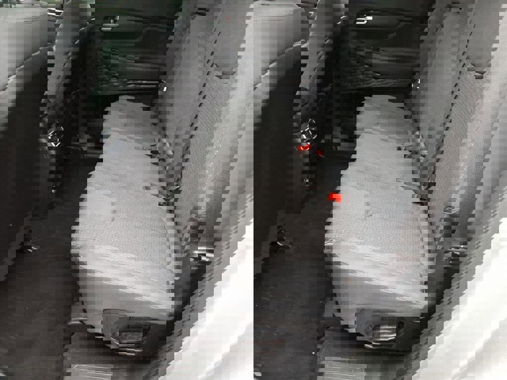 Used 2023 Hyundai Santa Fe SEL image 9