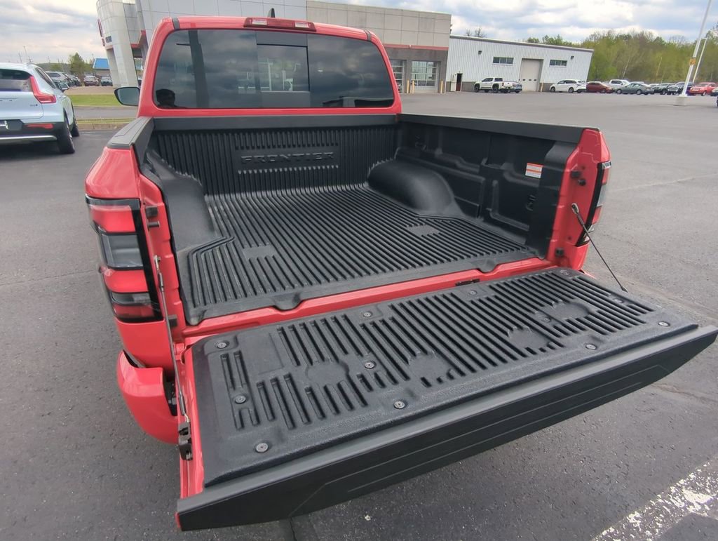 Used 2026 Nissan Frontier PRO-4X AWD/4WD image 24