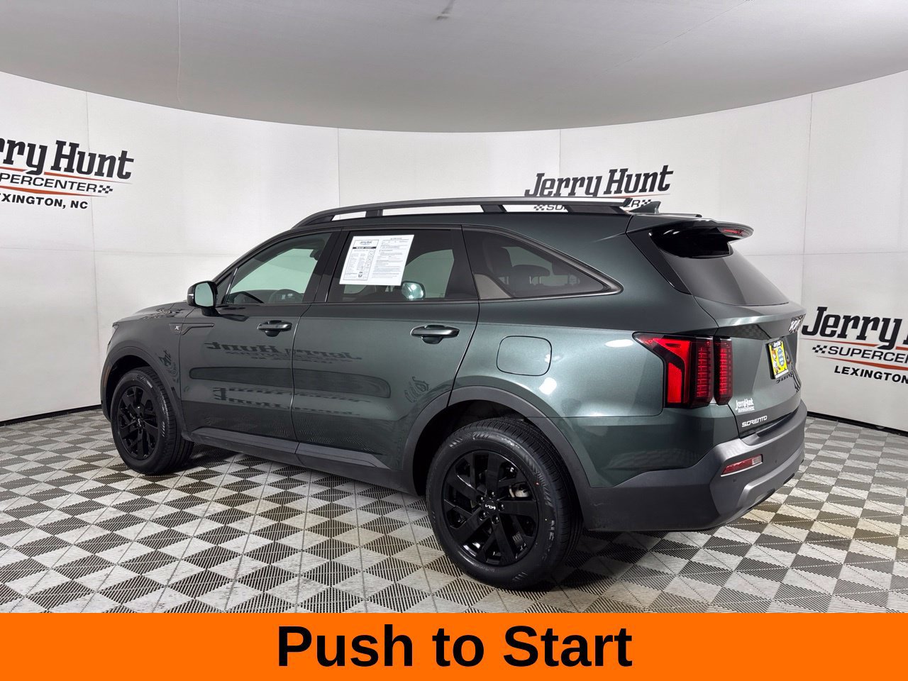 Used 2023 Kia Sorento S w/ Panoramic Sunroof Package AWD/4WD image 9
