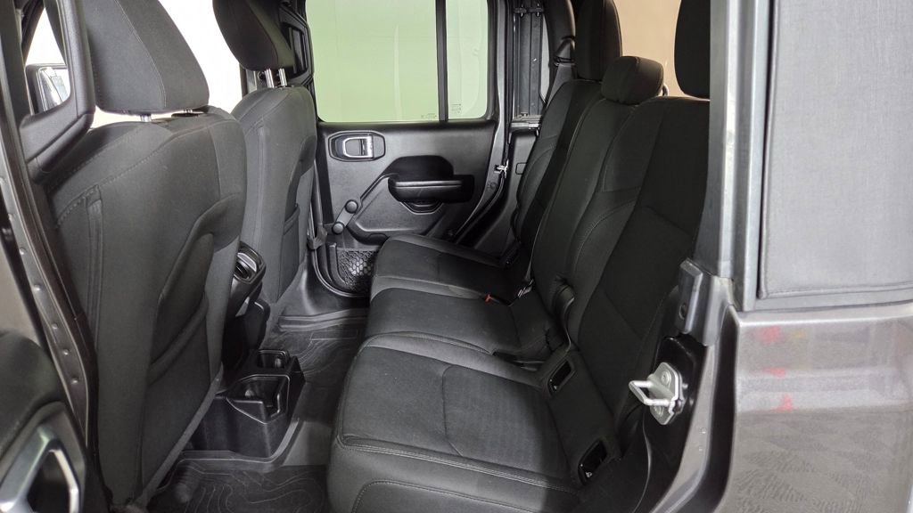 Used 2021 Jeep Gladiator Sport w/ Trailer Tow Package image 25