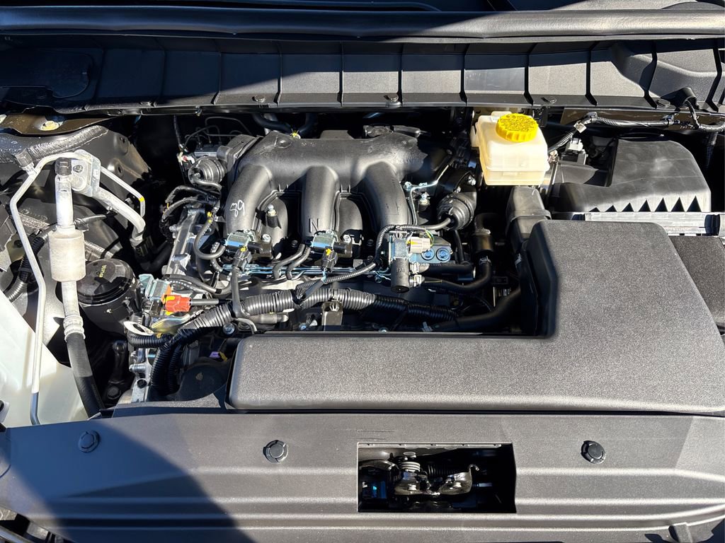 New 2025 Nissan Pathfinder SL image 13