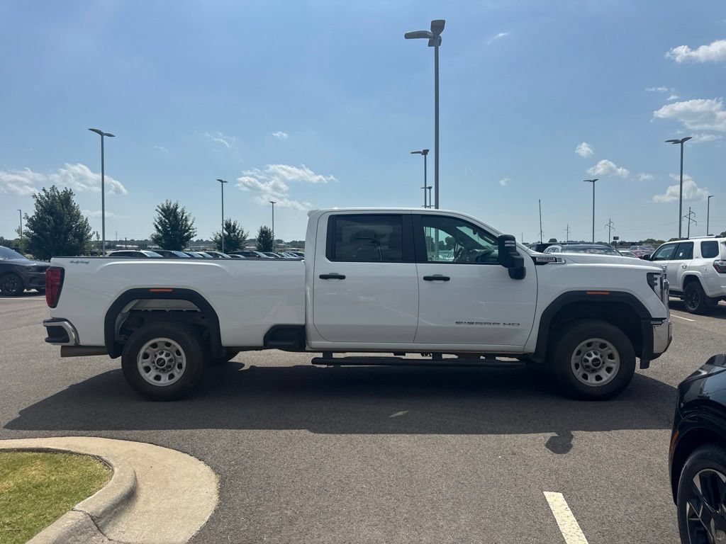 Used 2024 GMC Sierra 2500 Pro w/ Convenience Package AWD/4WD image 5