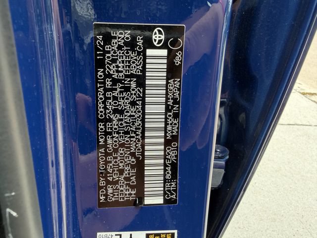 Used 2024 Toyota Prius XLE FWD image 25