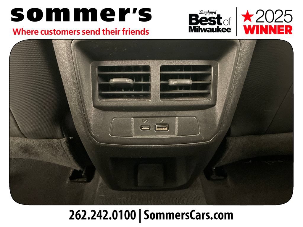 Used 2023 Chevrolet Colorado Z71 w/ Z71 Convenience Package 2 AWD/4WD image 22