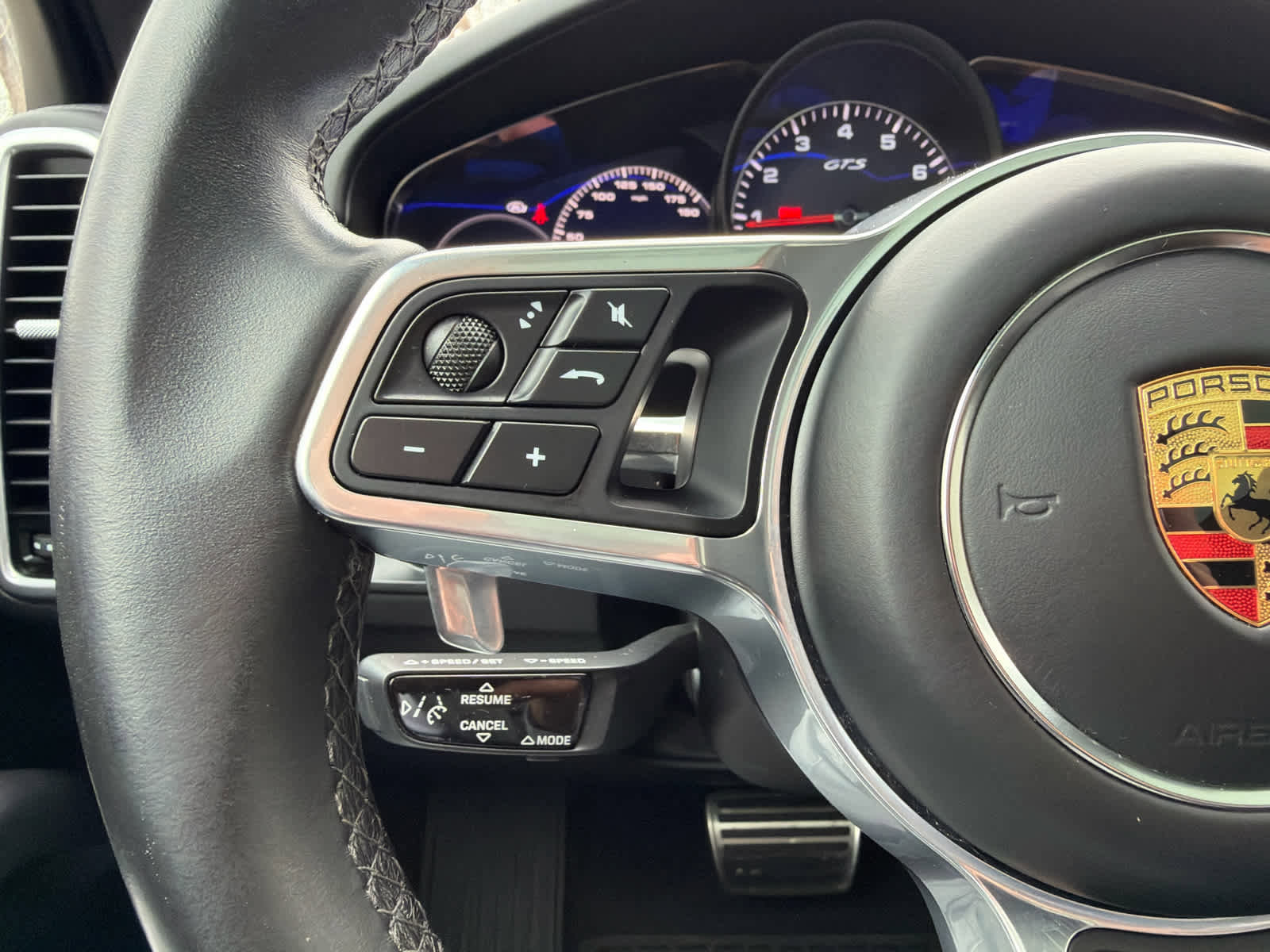 Used 2021 Porsche Cayenne GTS AWD/4WD image 13