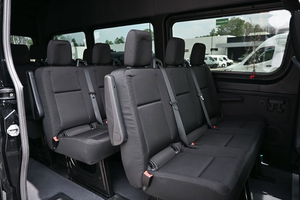 Used 2023 Mercedes-Benz Sprinter 2500 image 20