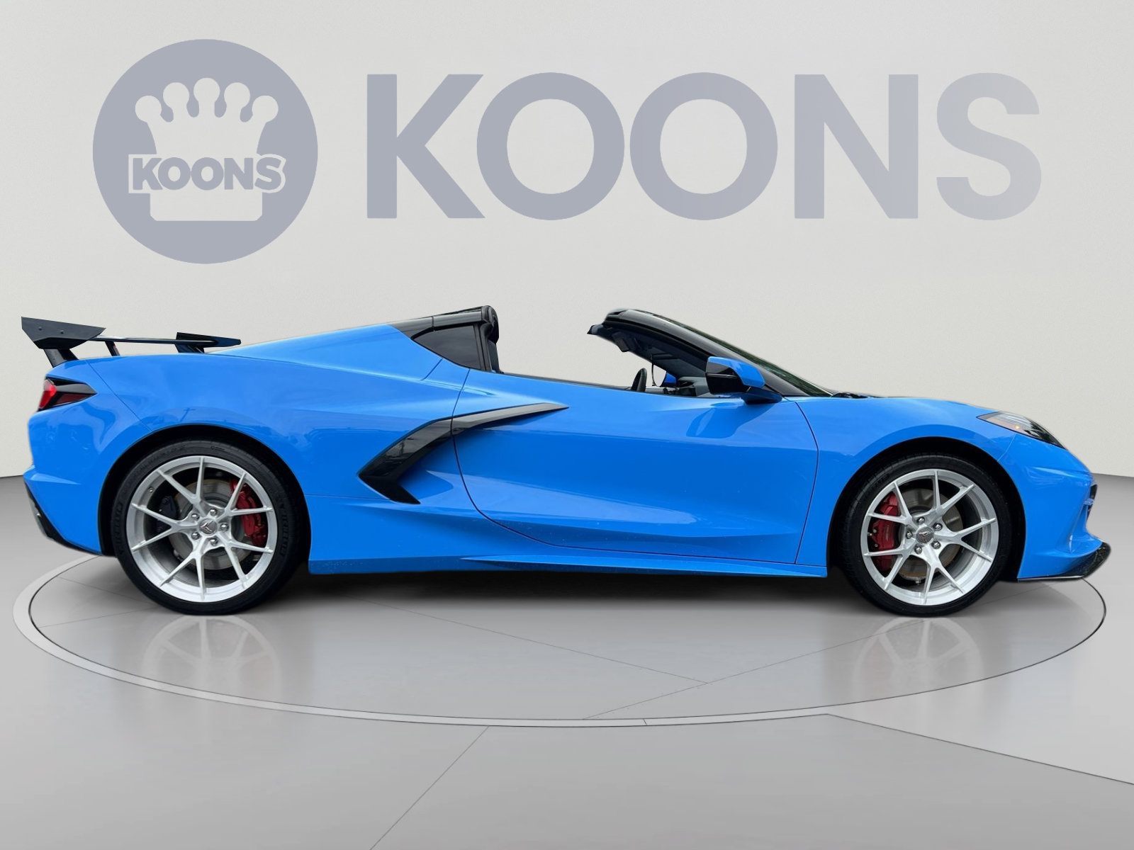 Used 2024 Chevrolet Corvette Stingray Premium Cpe w/ Z51 Performance Package RWD image 12