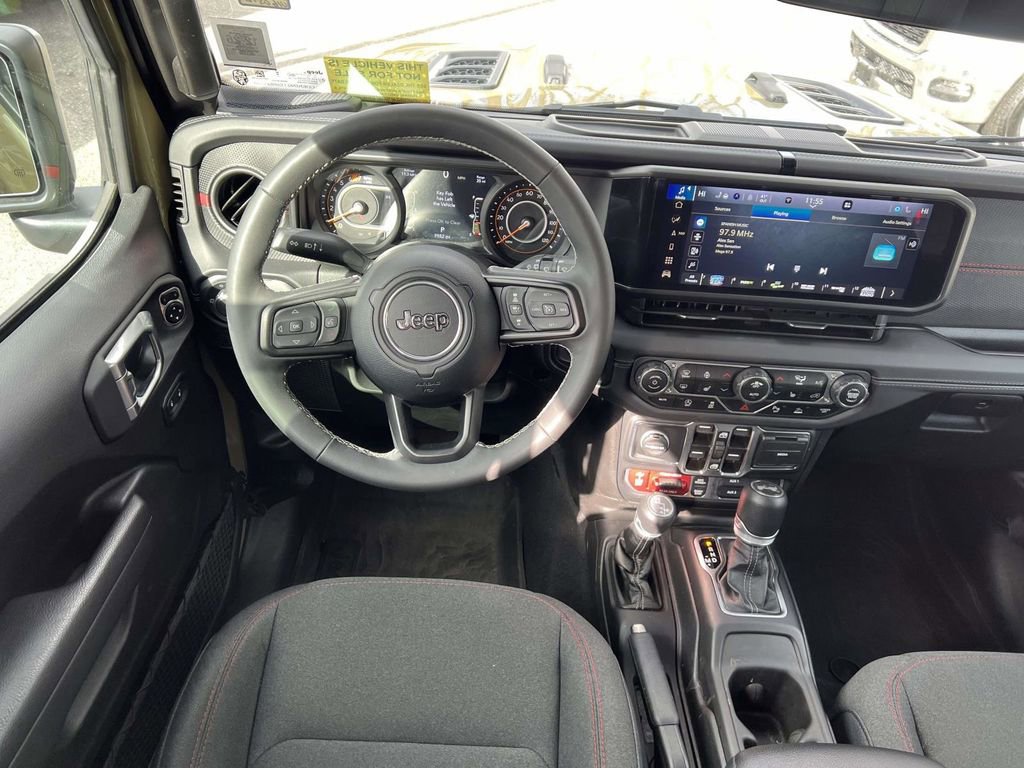 Used 2025 Jeep Wrangler Rubicon w/ XTREMEE 35" Tire Package image 20