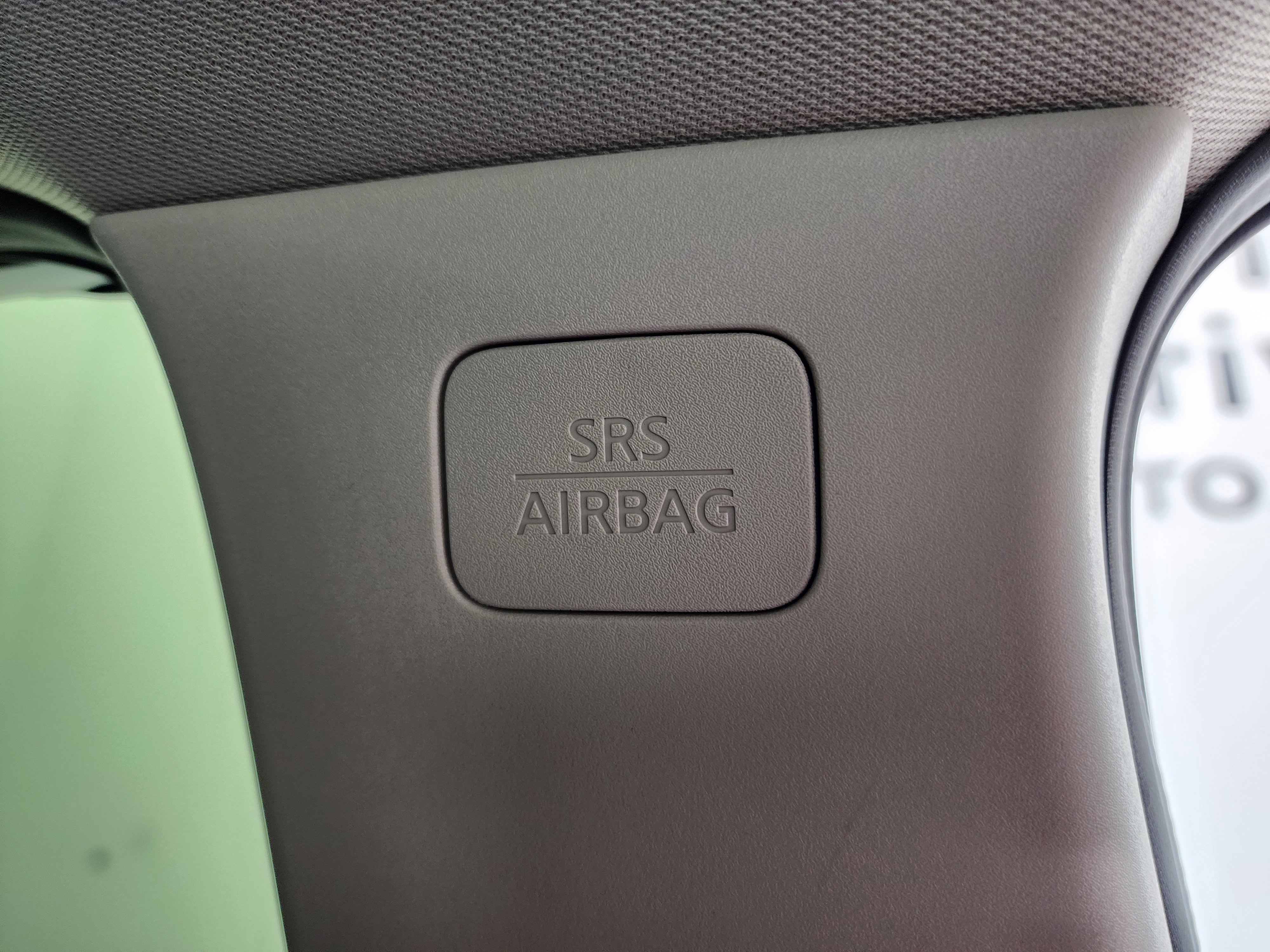 Used 2023 Nissan Rogue SV image 39