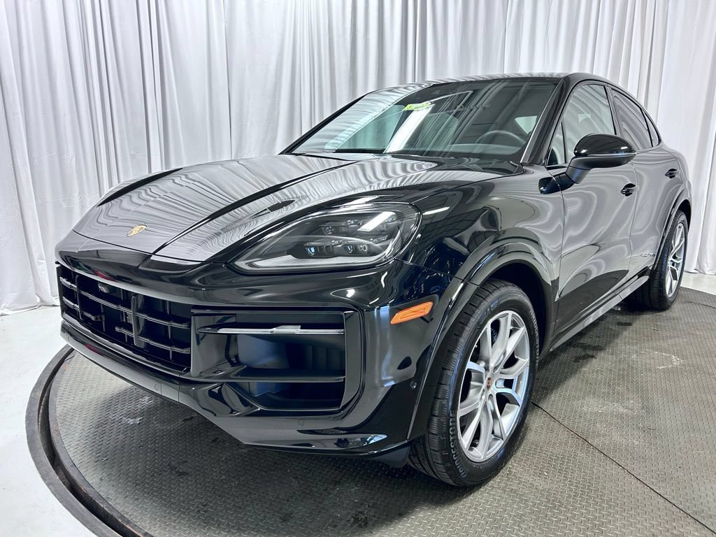 Used 2026 Porsche Cayenne Coupe AWD/4WD image 1