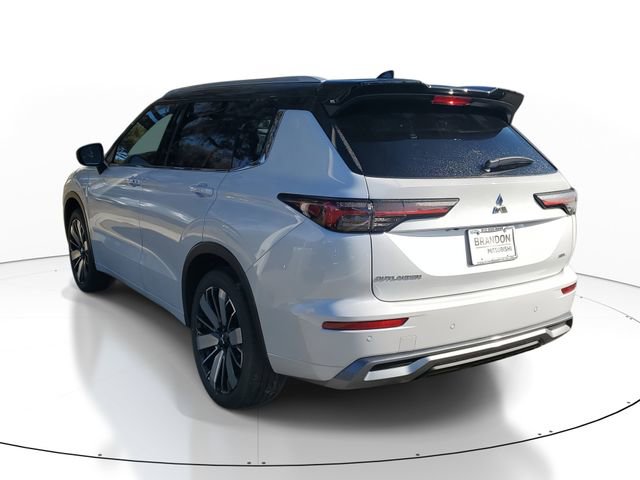 New 2026 Mitsubishi Outlander SEL image 5