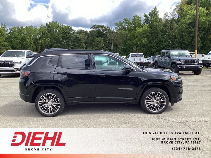 Used 2024 Jeep Compass Limited w/ Elite Group AWD/4WD image 5