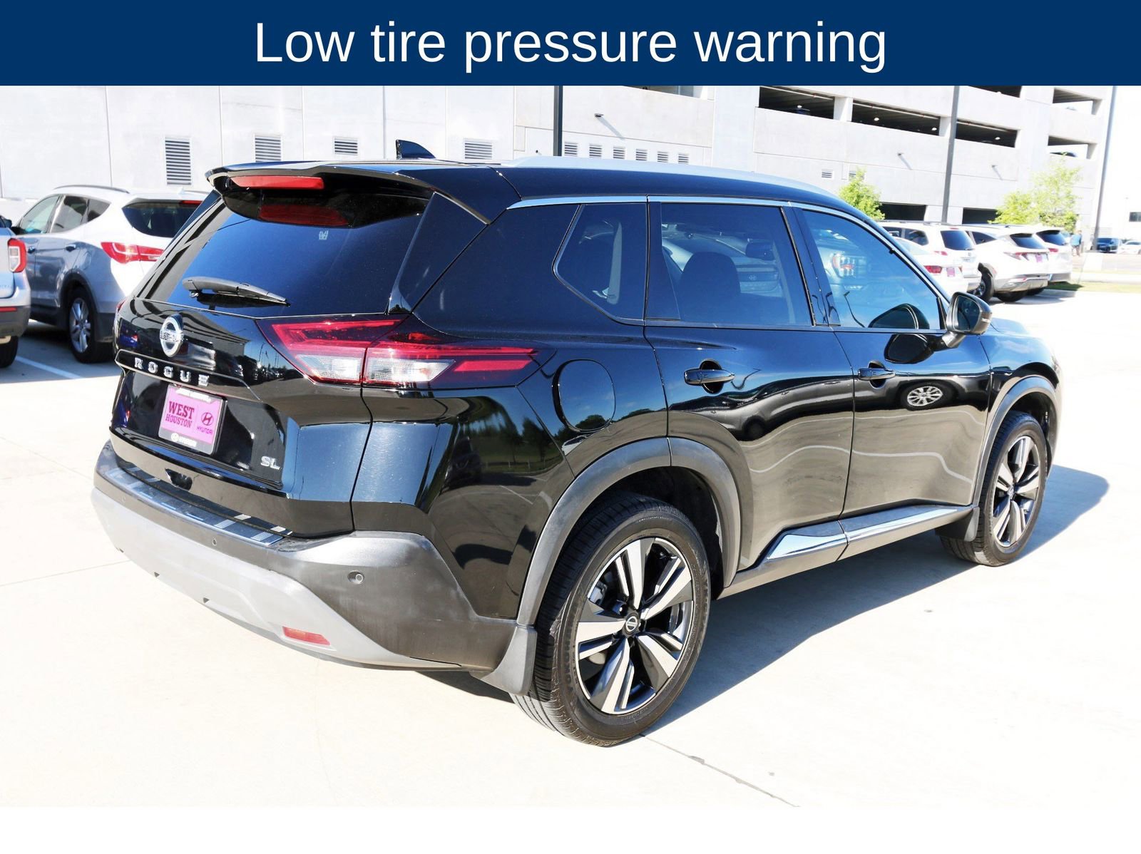 Used 2021 Nissan Rogue SL w/ Premium Package image 8