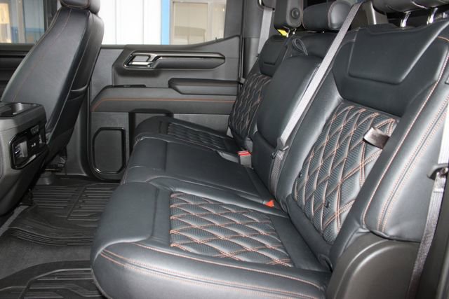 Used 2023 GMC Sierra 1500 AT4 w/ AT4 Premium Package AWD/4WD image 26