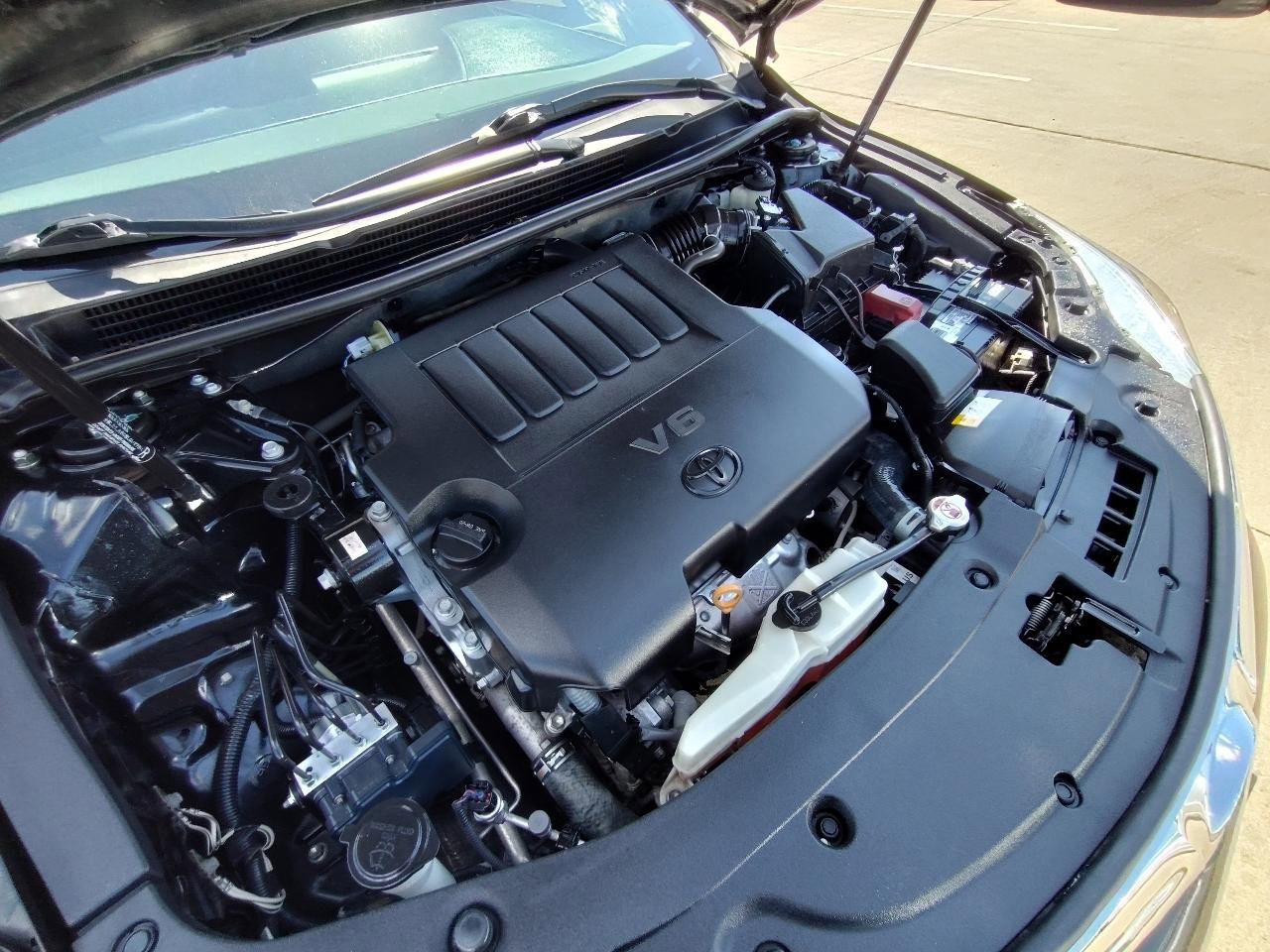 Used 2017 Toyota Avalon Limited FWD image 11