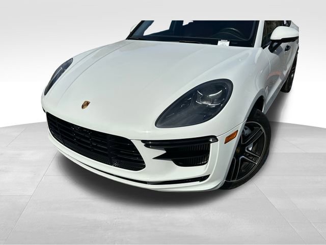 Used 2021 Porsche Macan Turbo image 9