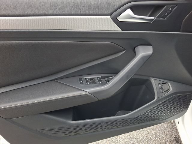 Used 2023 Volkswagen Jetta Sport image 12