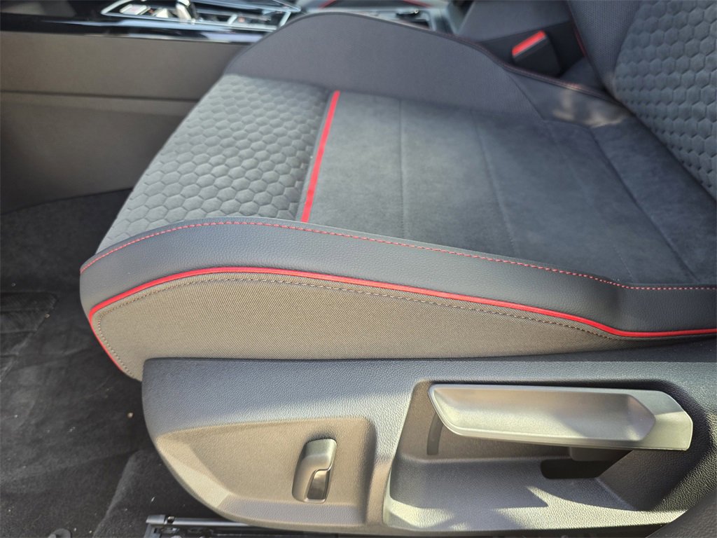 New 2025 Volkswagen GTI SE image 17