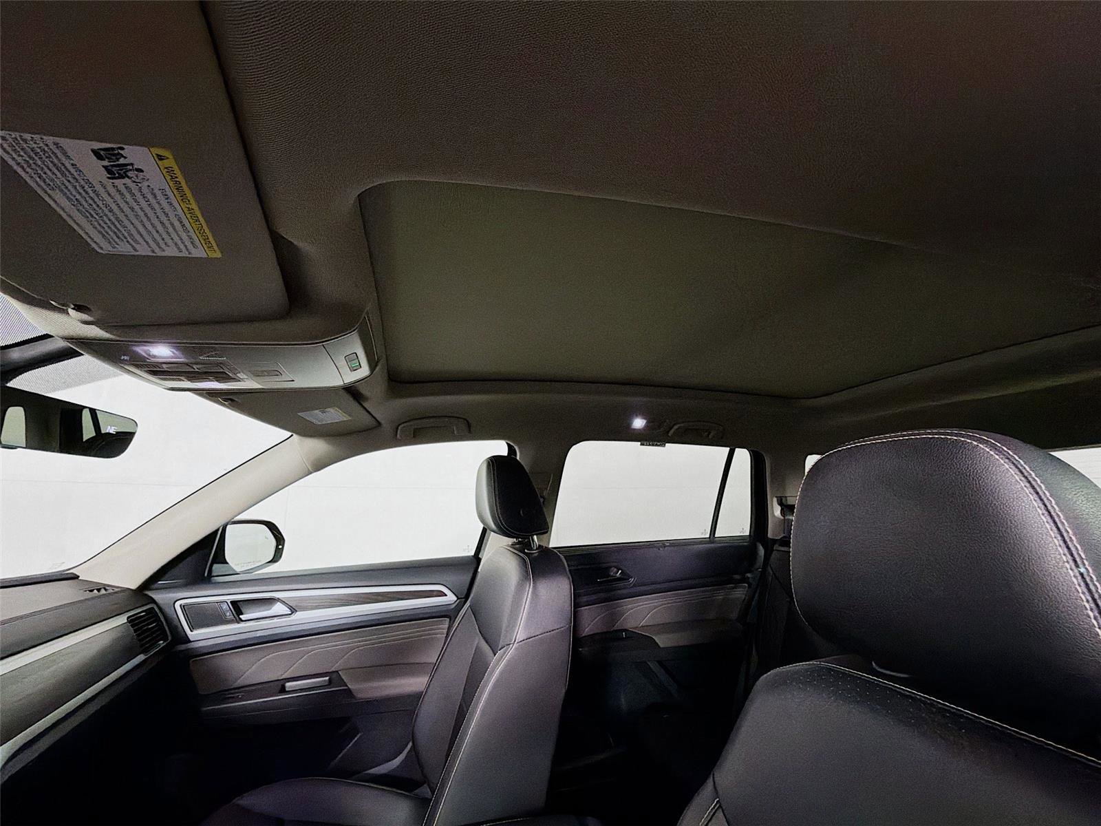 Used 2023 Volkswagen Atlas SE w/ Panoramic Sunroof Package AWD/4WD image 39