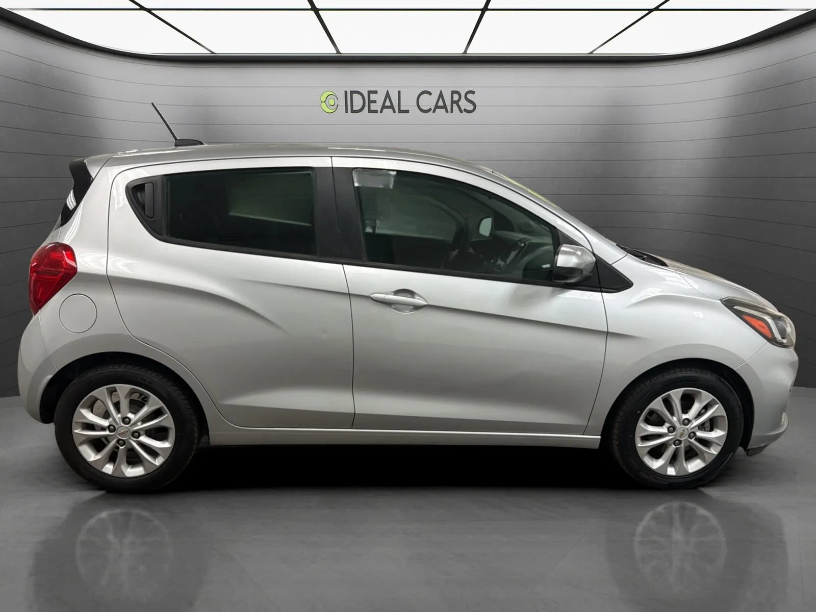 Used 2021 Chevrolet Spark LT FWD image 4