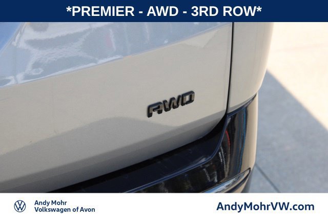 Used 2023 Chevrolet Traverse Premier w/ Redline Edition AWD/4WD image 8