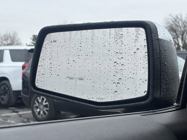 Used 2019 GMC Sierra 1500 SLE w/ SLE Value Package image 32