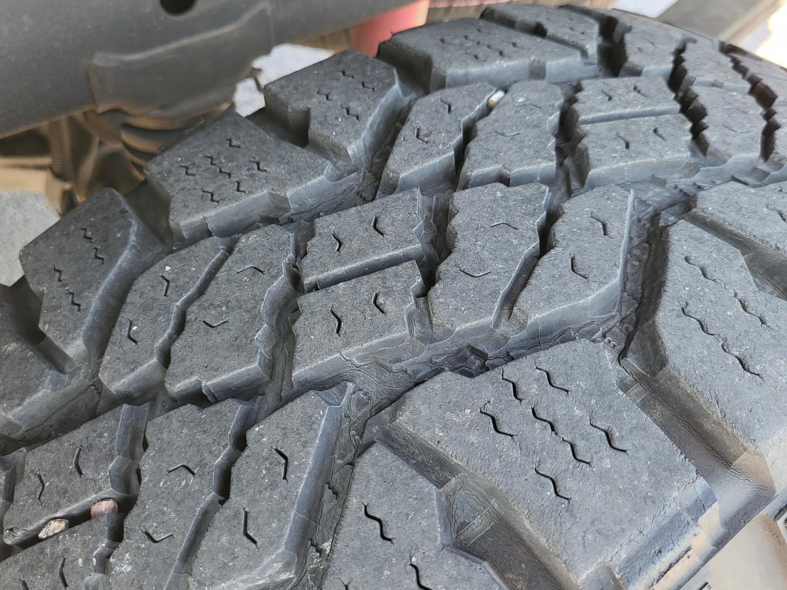 Used 2022 Chevrolet Silverado 1500 Custom Trail Boss w/ LPO, Dark Essentials Package image 30