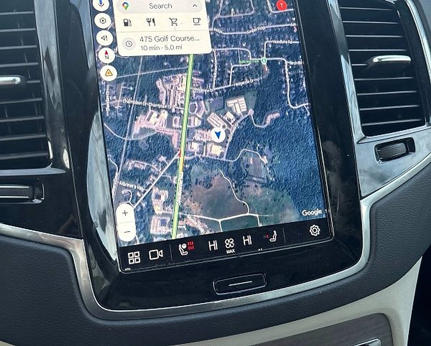 Certified 2023 Volvo XC90 B6 Ultimate w/ Protection Package image 14